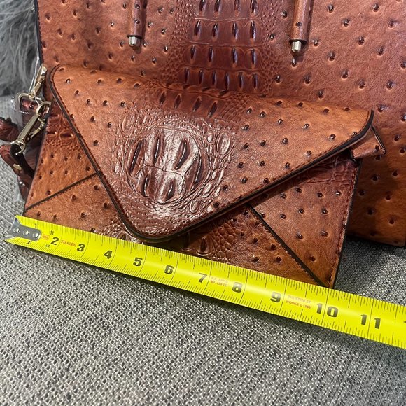 Ostrich Handbag and Clutch-Unbranded - Picture 13 of 14